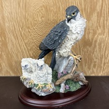 Vintage Big Peregrine Falcon With 2 Chicks Bird Figurine 25X22cm (629a)