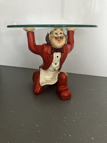 Vintage kneeling waiter - vintage,