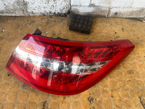 W207 mercedes benz e350 - w207,