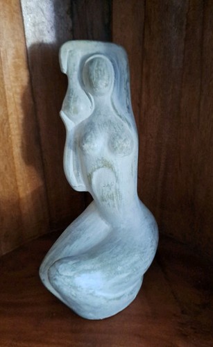 Terracotta abstract female - terracotta,