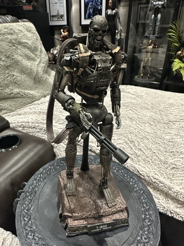 Sideshow exclusive terminator - sideshow,