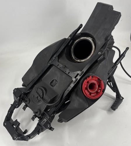 Bmw 800 st fuel - 800, tank
