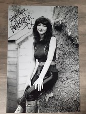 RARE KATE BUSH SIGNED 12 X 8 AUTOGRAPHED STUNNING PHOTO...REAL 