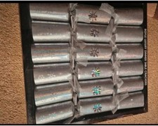 6 Luxury Christmas Crackers