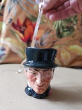 ROYAL DOULTON  JOHN PEEL  " D