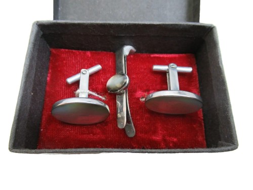 Vintage pair cufflinks - of, &