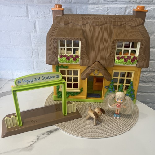 Elc happyland cottage - elc,