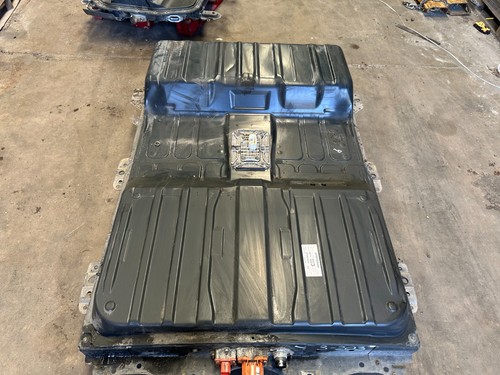 Nissan leaf battery - nissan,