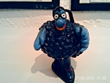 THE BEATLES RARE GARTLAN FIGURE BLUE MEANIE YELLOW SUBMARINE SET No. 581 LTD EDT