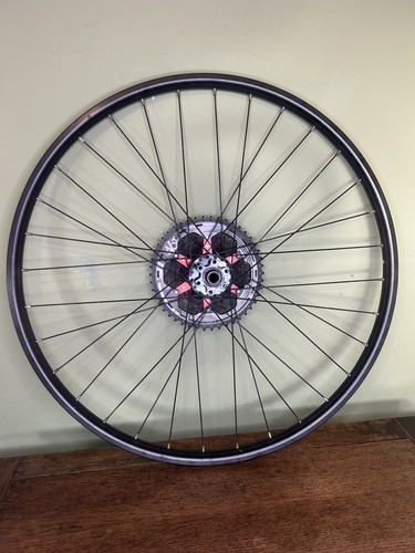 Rear wheel bontrager - 27.5,