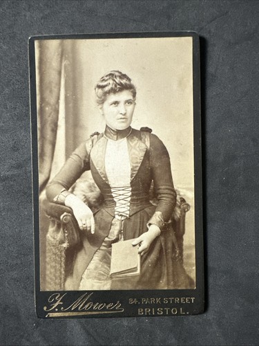Cdv pretty young lady - cdv, by