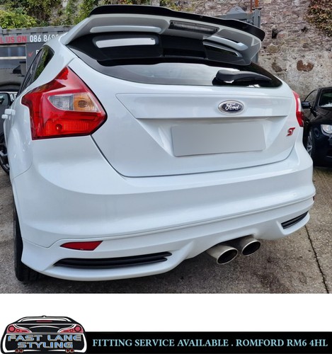 Rear roof spoiler gloss black - rear,