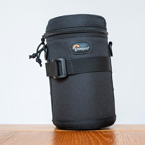 Lowepro 9x16 padded lens - lowepro,