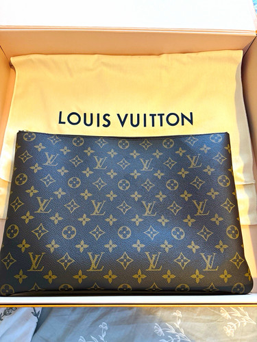 Louis vuitton large key - vuitton,