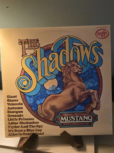 The shadows mustang - record, lp