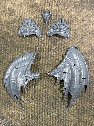 Vargheist wings head lot bits - vargheist,