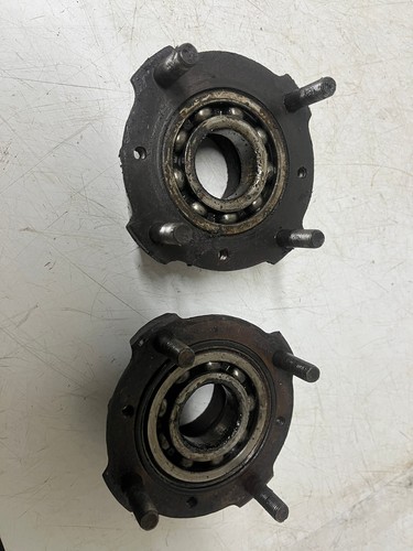 Midget 1500 pair rear hub - mg,