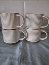 4  X FOX & IVY Cream/Brown