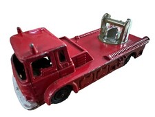 CORGI HUSKY SIMON SNORKEL FIRE ENGINE 1960s Very Rare Old Piece.