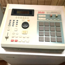 Akai professional mpc2000xl - akai,