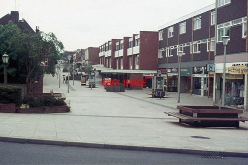 Photo 1976 burgess hill - ,