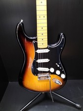 FENDER USA ULTRA LUXE STRAT MN