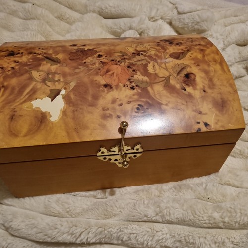 Large mele dome - large, floral