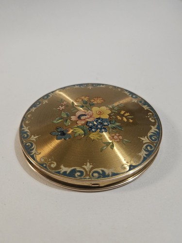 Zenette vintage powder compact - vintage,