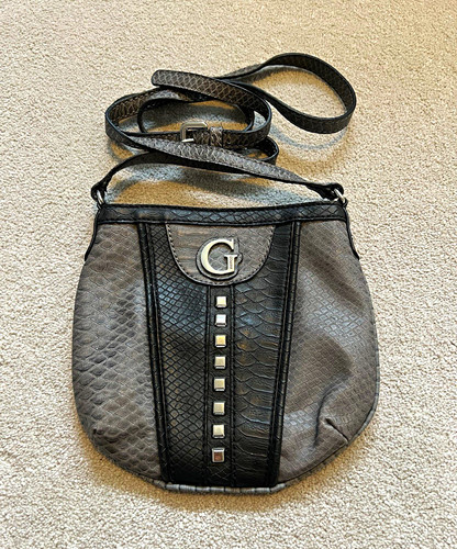 Guess lure logo studded - guess,