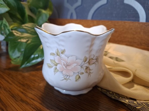 Aidans pottery stoke on - st,