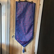 LAURA ASHLEY BLUE/PINK TABLE RUNNER 