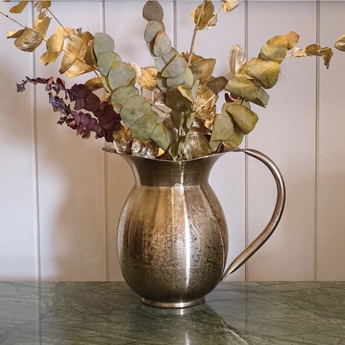 Aged gold brass coloured - aged,