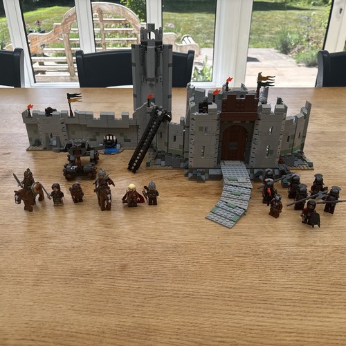 Lego the battle - the, helm’s