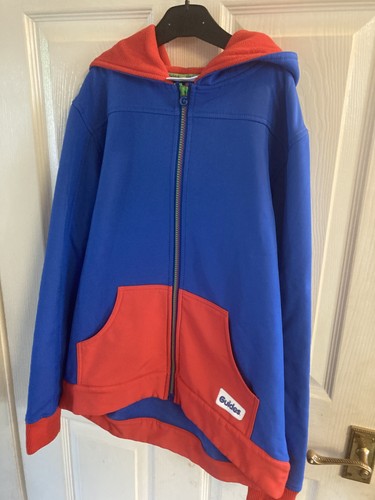 Official girl guides uniform - girl,