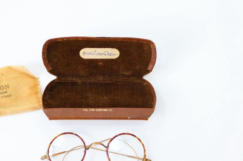 Vintage gold tone - vintage,