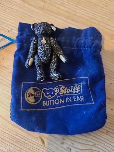 Collectible minature metal - minature,