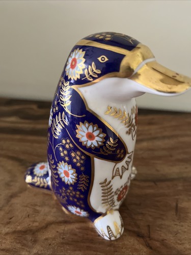 Royal crown derby - crown, billed