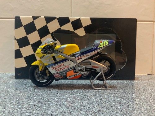 Honda nsr500 valentino rossi - honda,