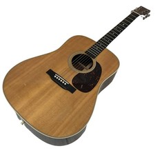 MARTIN D-28 Standard