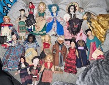 Bundle Of Vintage Souvenir