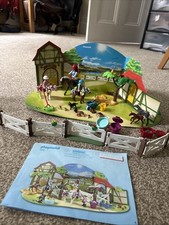 PLAYMOBIL Horse Farm Advent