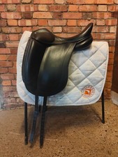 17" Childeric Dressage Saddle
