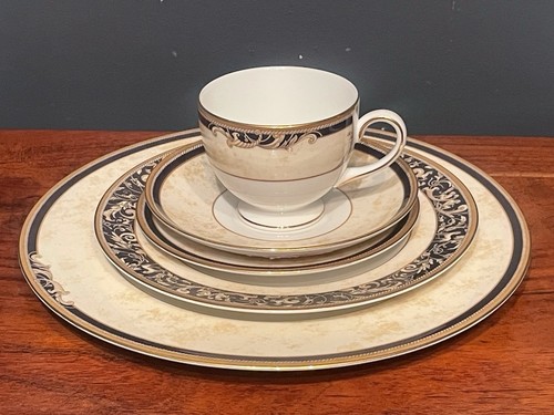 Wedgwood cornucopia place - wedgwood,