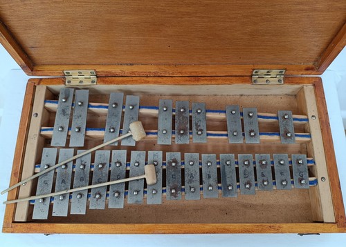 Vintage chromatic glockenspiel - vintage,