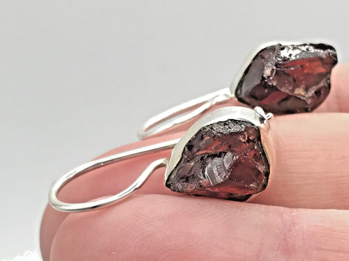 Garnet gemstone drop earrings