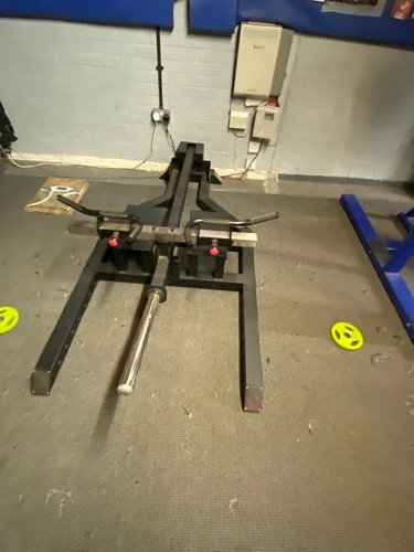 Standing bar row machine - standing,