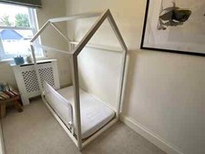 Kids Toddler Bed White Wooden Treehouse Low Canopy Bed Frame Mattress Set