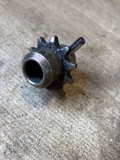 Sprocket (small), Hayter Harrier 41 Autodrive, Briggs & Stratton Quantum (190)