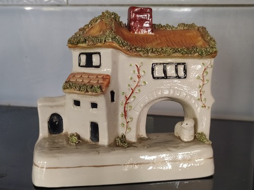 Staffordshire flatback house - ,