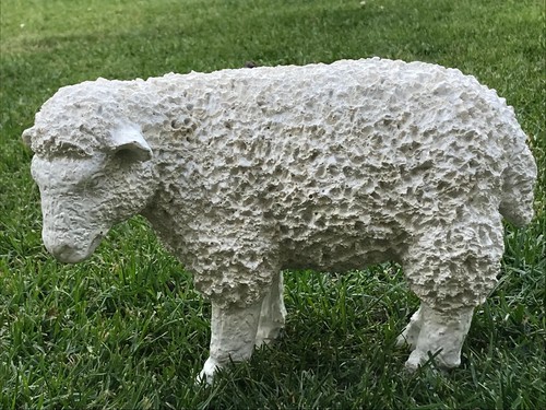 Standing sheep figure - figure,, lamb